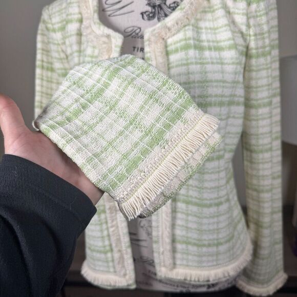 St. John Collection Green Knit Tweed Blazer Jacket Fringe Hem Single Clasp Sz 8 - Picture 5 of 12